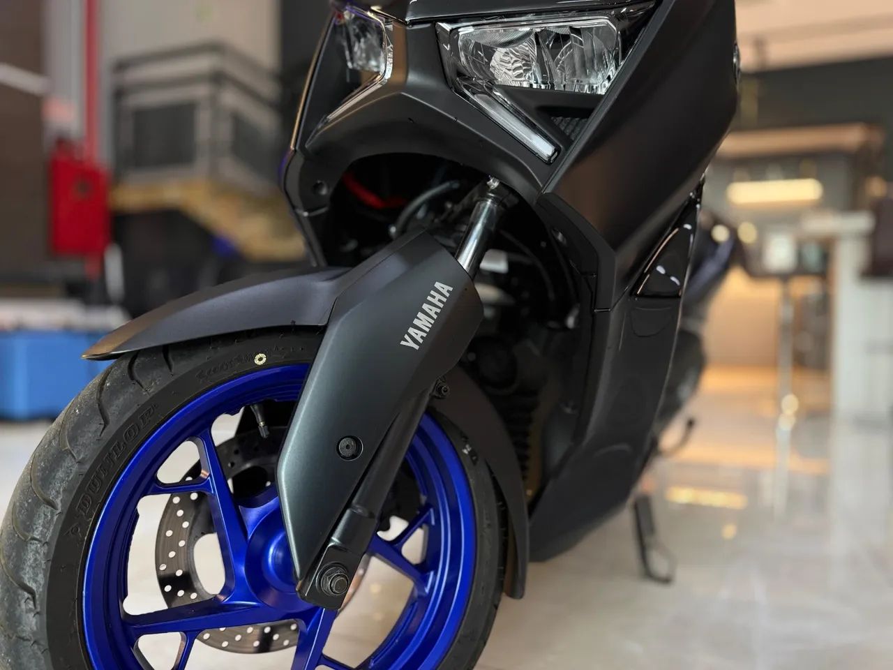 Yamaha Xmax 300 connected abs 2026 - Foto 5