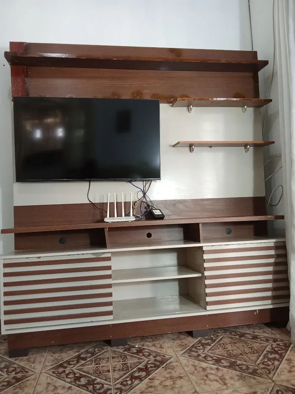 Estante para sala de estar