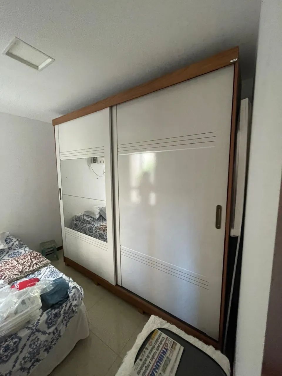 Guarda roupa seminovo 