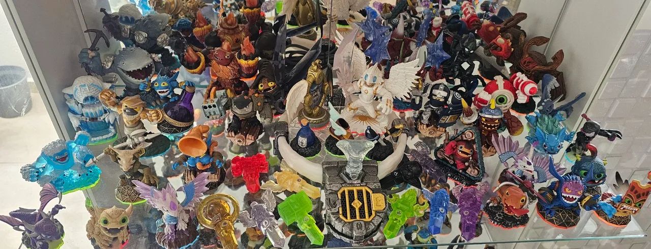 Coleção 180 Slylanders