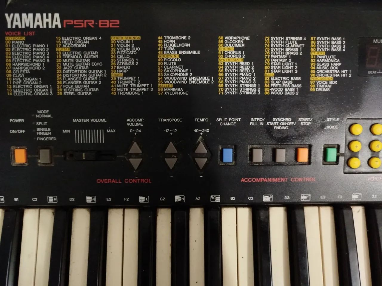 Teclado Yamaha PSR-82 - Foto 2