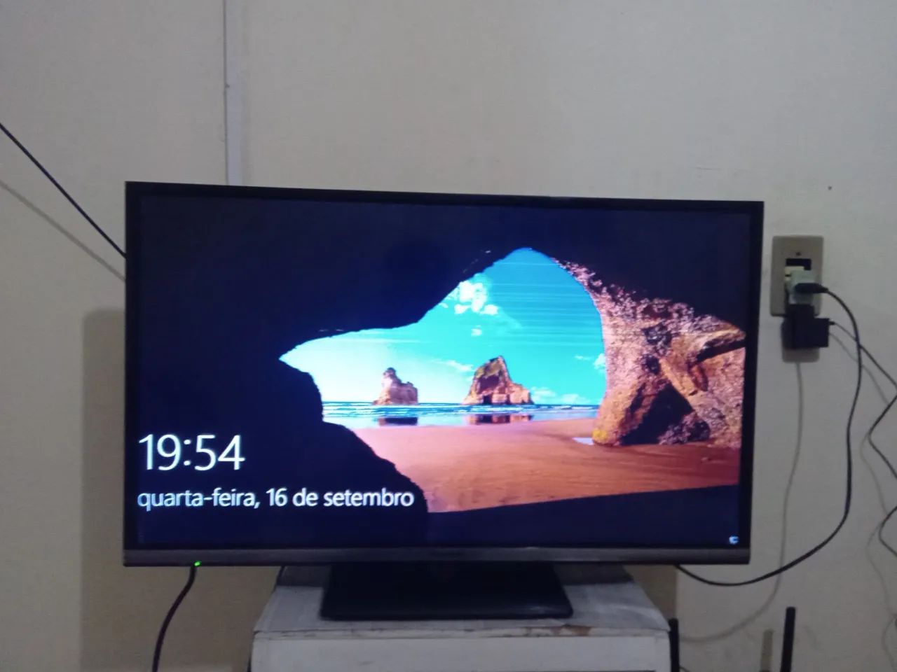 Vendo TV 32 polegadas - Foto 2