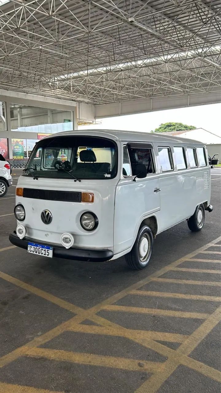 Volkswagen Kombi Standard/ Luxo/ Serie Prata 1996