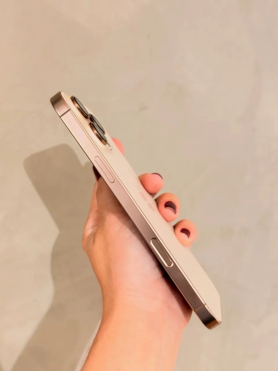 iPhone 16 PRO MAX filé 93%  - Foto 3