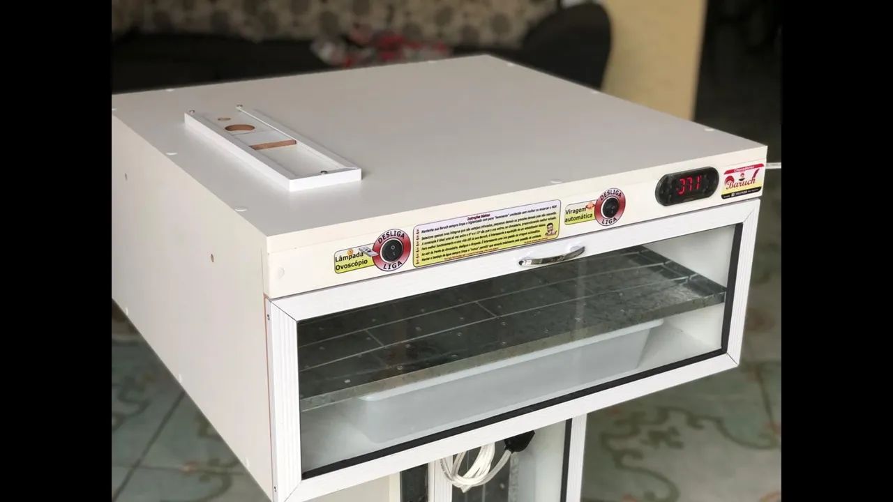 Chocadeira automática 120 ovos com lâmpada e ovoscópio  - Foto 3