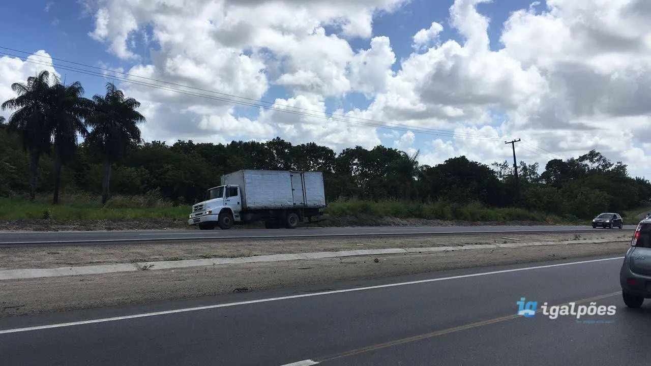 Área com 12.100 m² em Guabiraba, Recife - PE