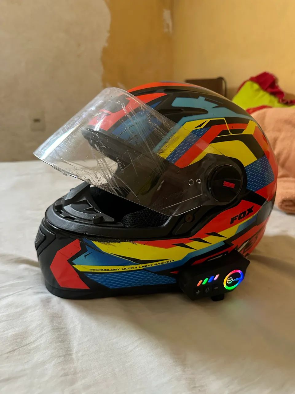 CAPACETE FW3 COM INTERCOMUNICADOR  - Foto 3