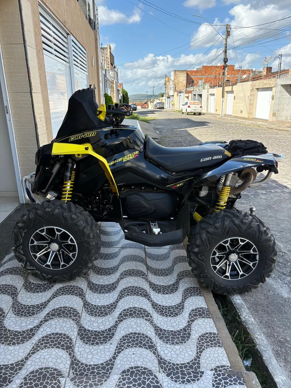 Quadriciclo Can-am - Foto 2
