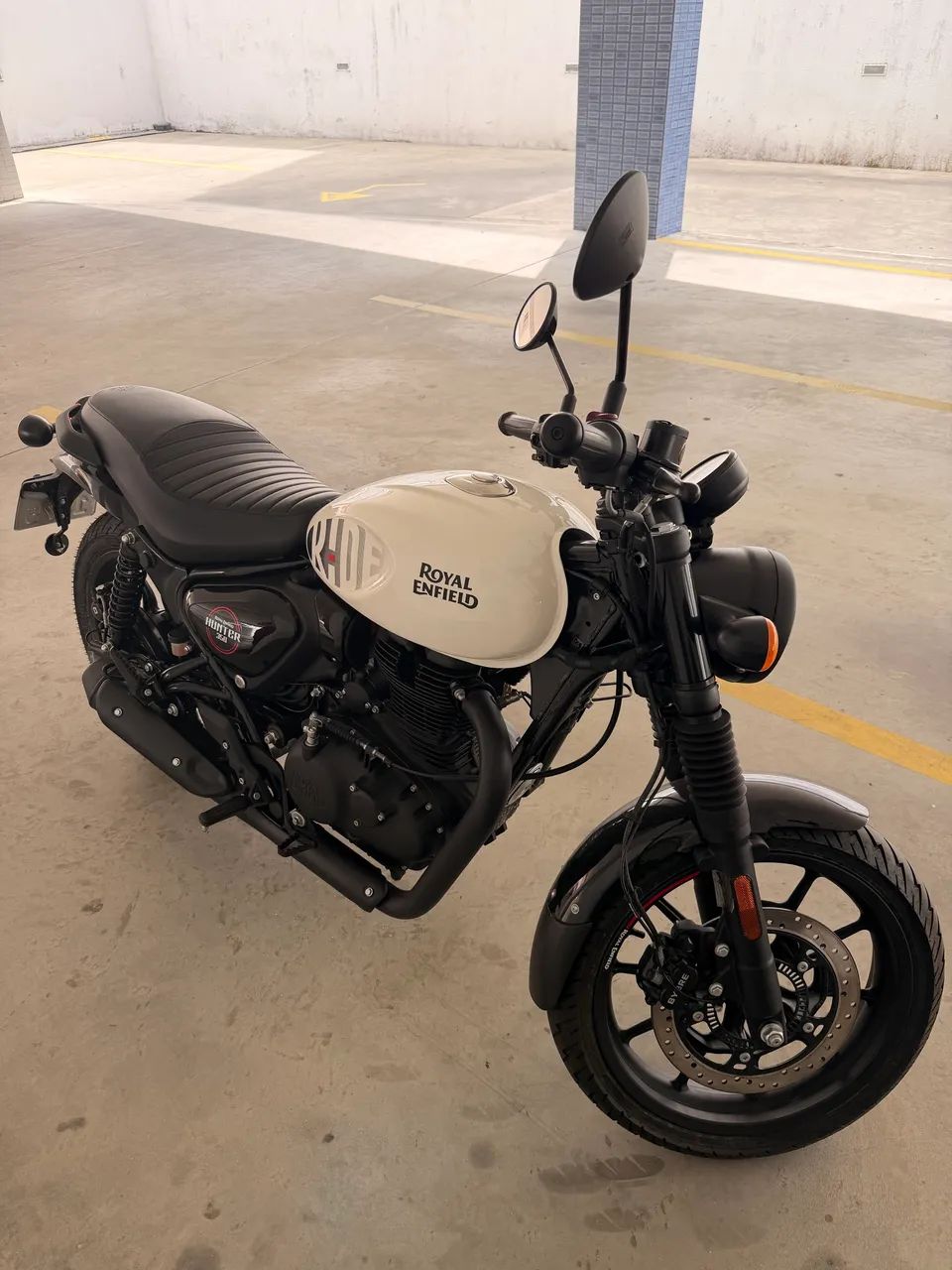 Hunter 350 - Apenas 250 km - Estado de Zero!