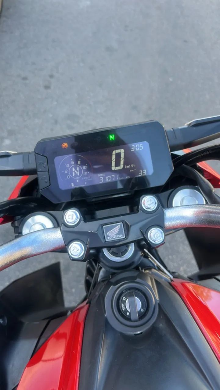Cb Twister 300f ABS - Foto 5