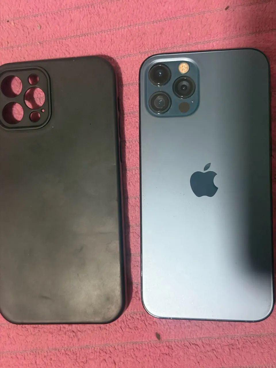 iPhone 12 Pro novinho pra vender e 1,600 - Foto 3