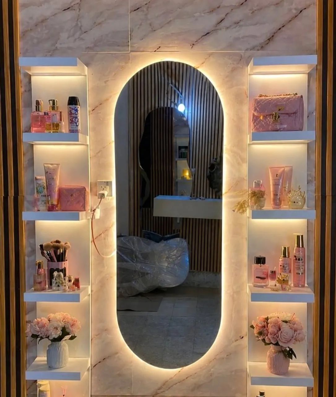 Espelho decorativo e funcional com e sem led 