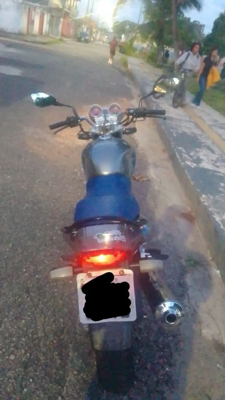 CBX 250 - Foto 3