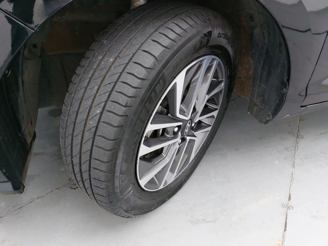 Hyundai HB20S Limited Plus 1.0 Flex 12V Mec., foto 11 de 18