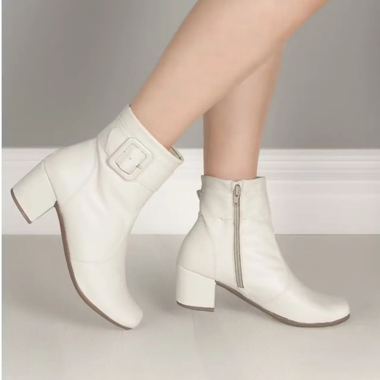 Botas Femininas  - Foto 2