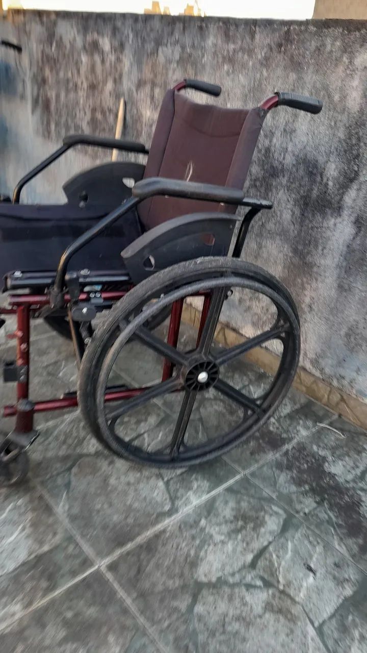 Cadeira de rodas  - Foto 2