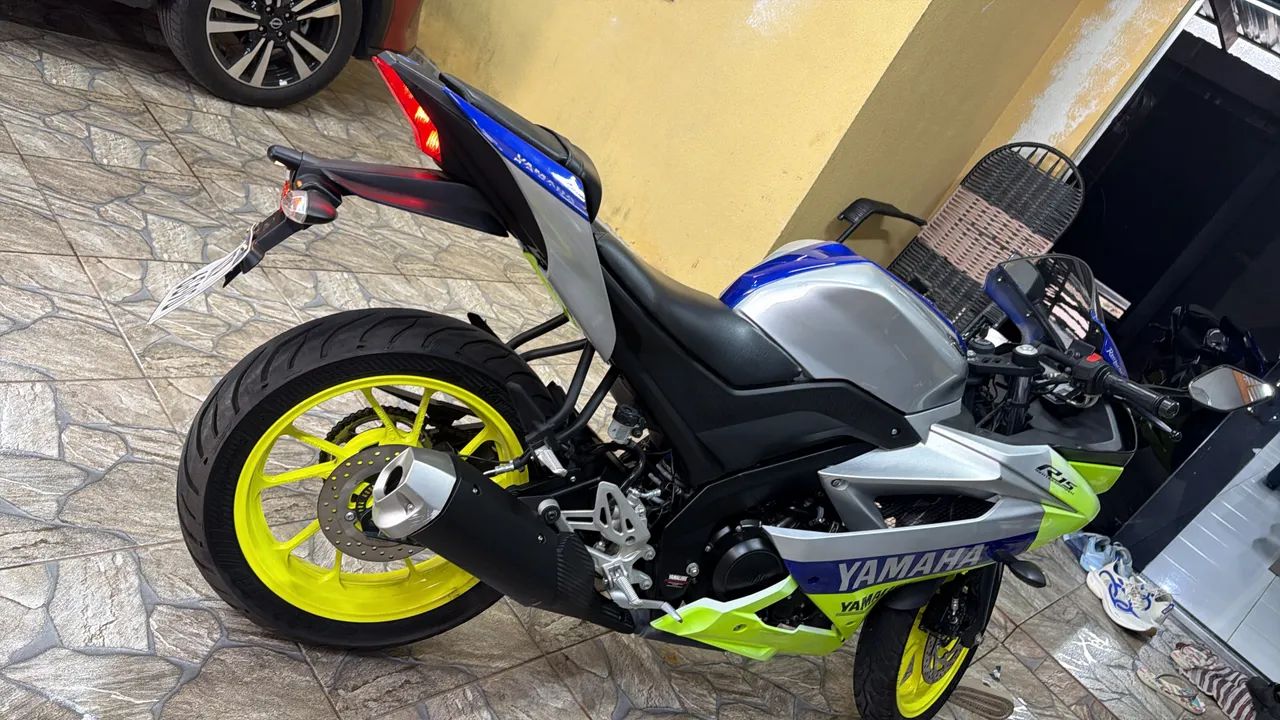 R15 yamaha  - Foto 2
