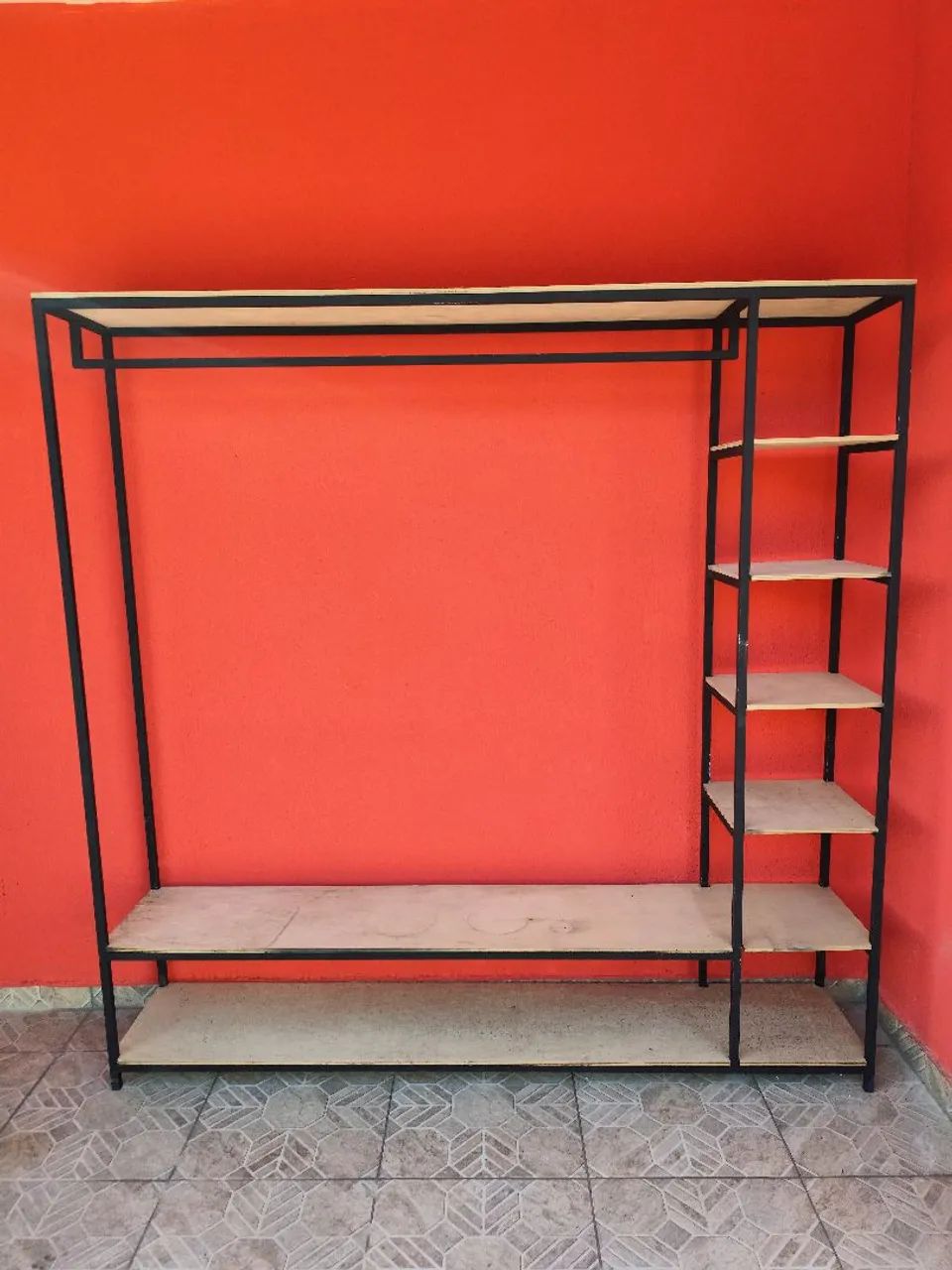Prateleira De Loja Pra Roupas 