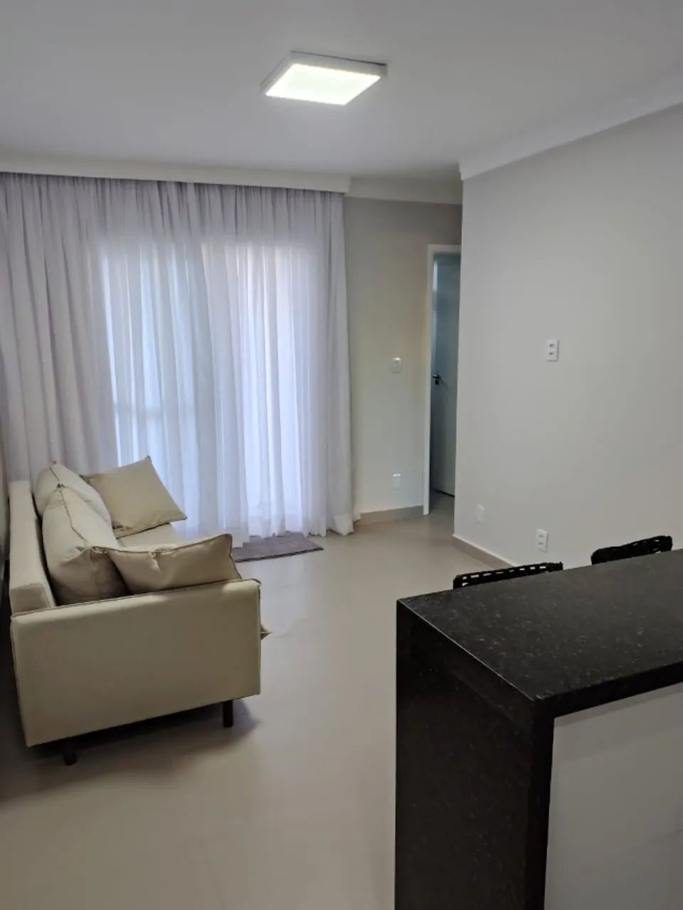 Reformado, 2 dormitorios com varanda. Condominio Arezzo - Foto 2