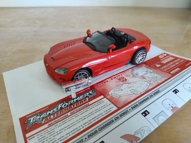 Transformers Alternators Sideswipe - Dodge Viper SRT-10 (1:24) - Completo