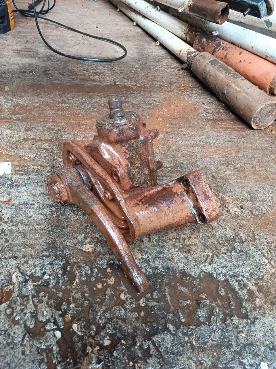 Setor de direção caminhão 608 - Foto 2