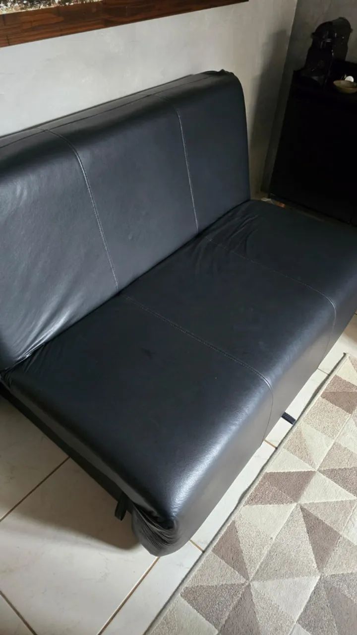 Sofá-cama Tok&Stok 2 lugares preto - 1,85m - vira cama casal