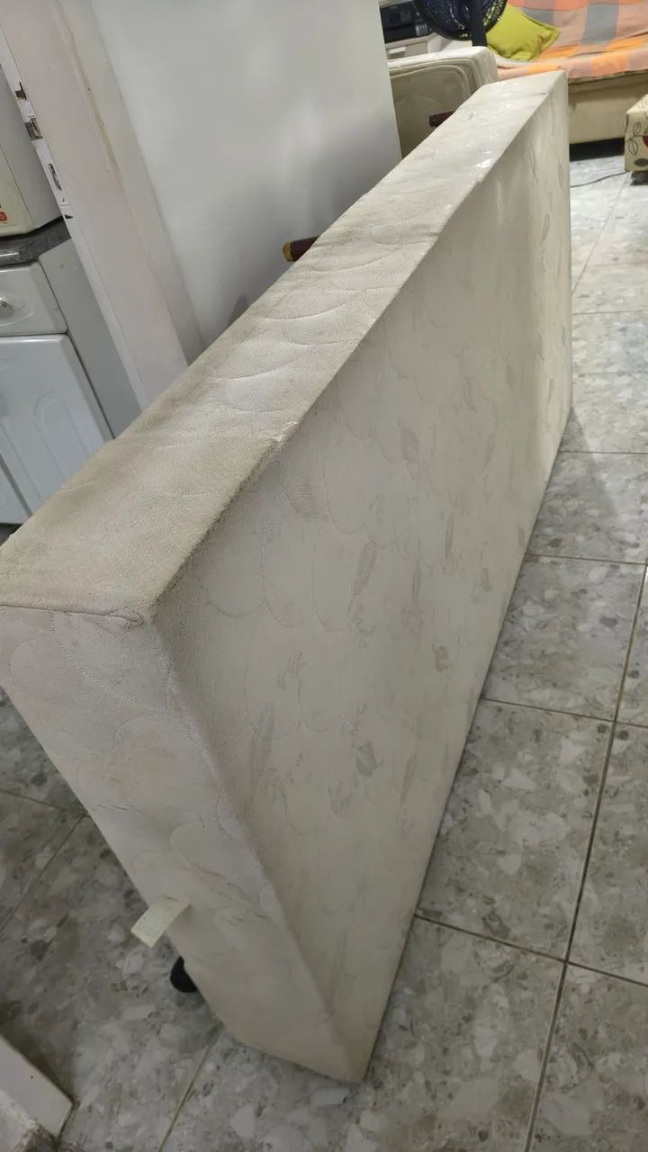 Vendo Cama Box Solteiro em boas condições  - Foto 2
