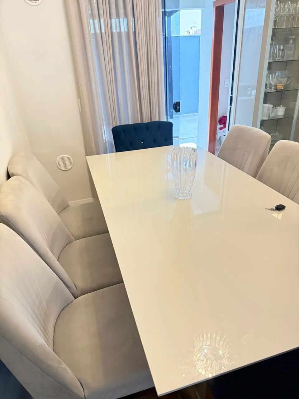 ? MESA DE JANTAR COM 8 CADEIRAS - Foto 5