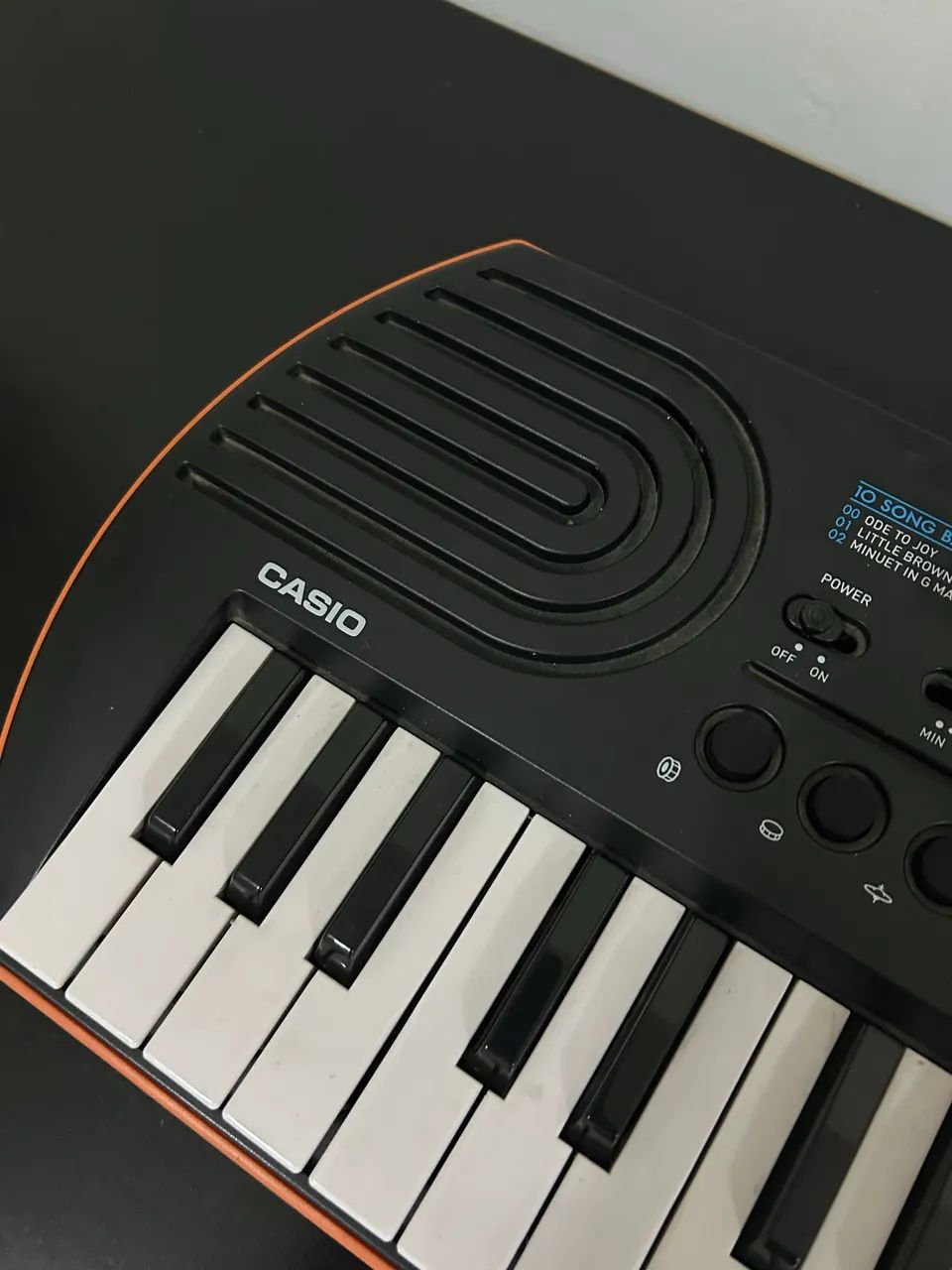 Teclado Casio SA76