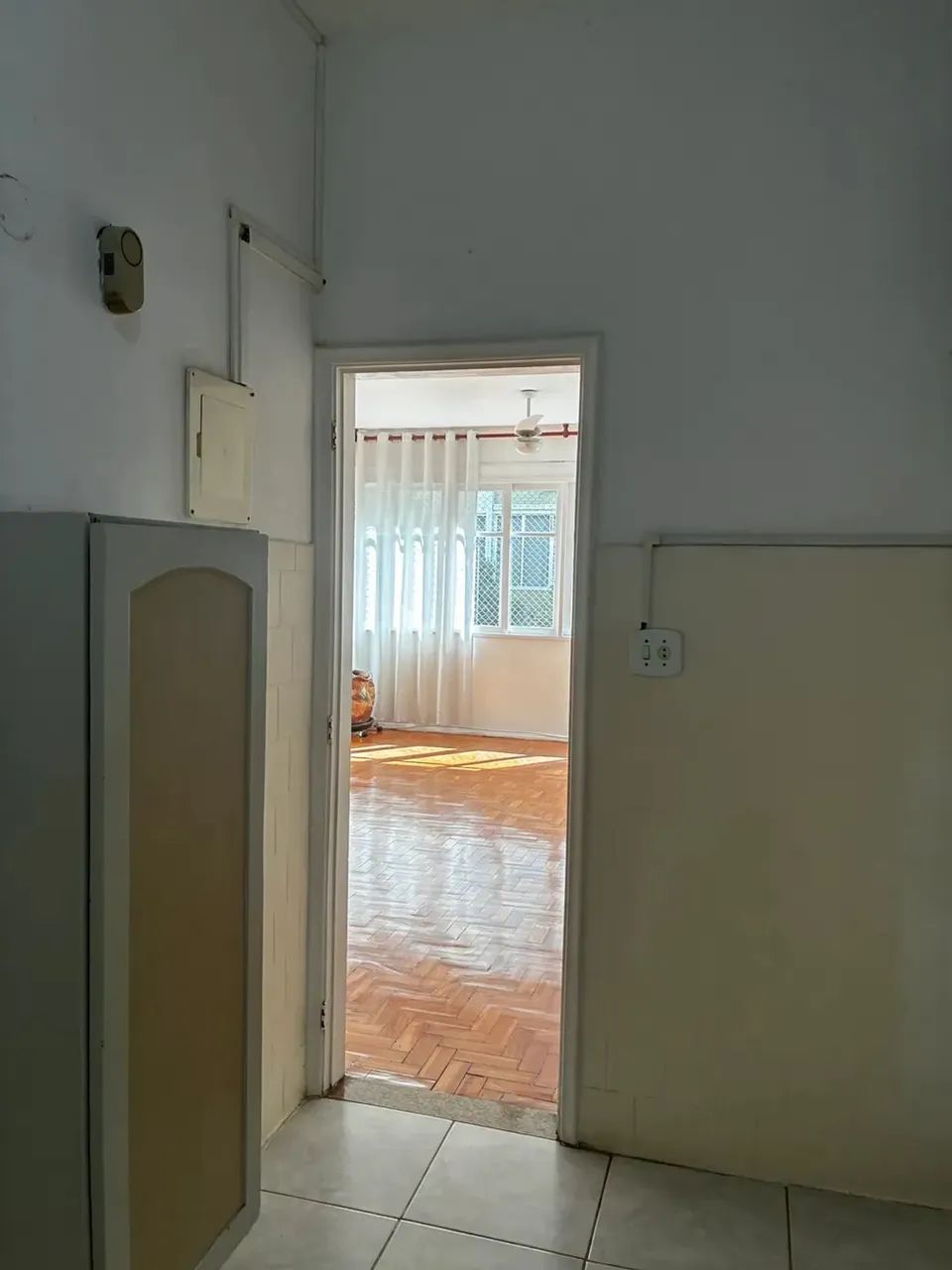 Apartamento para venda possui 99 metros quadrados com 3 quartos - Foto 2
