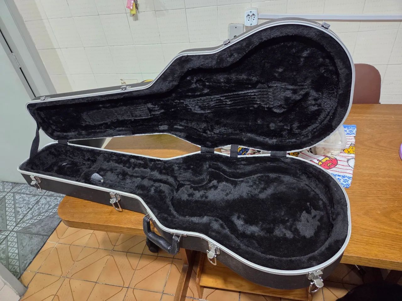 Hard Case Gator guitarra ESP/LTD eclipse - Foto 3