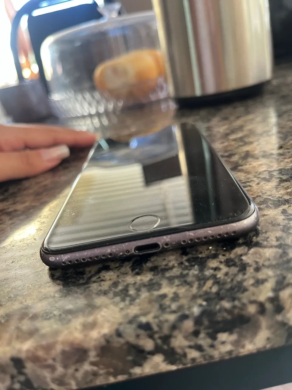 iPhone 8 Plus - preto - 64GB - Foto 2