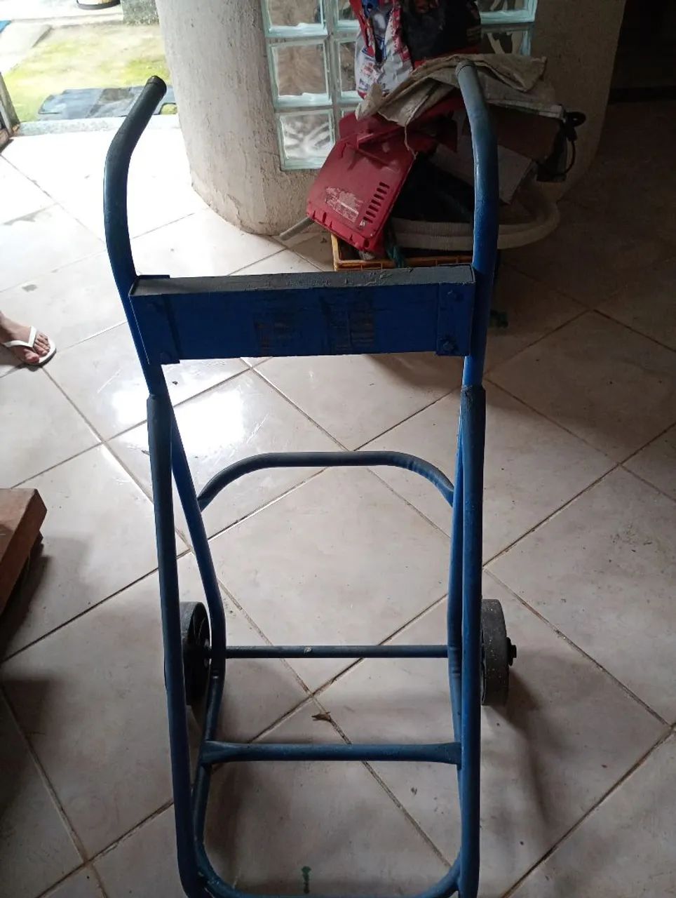 Carrinho de motor de popa