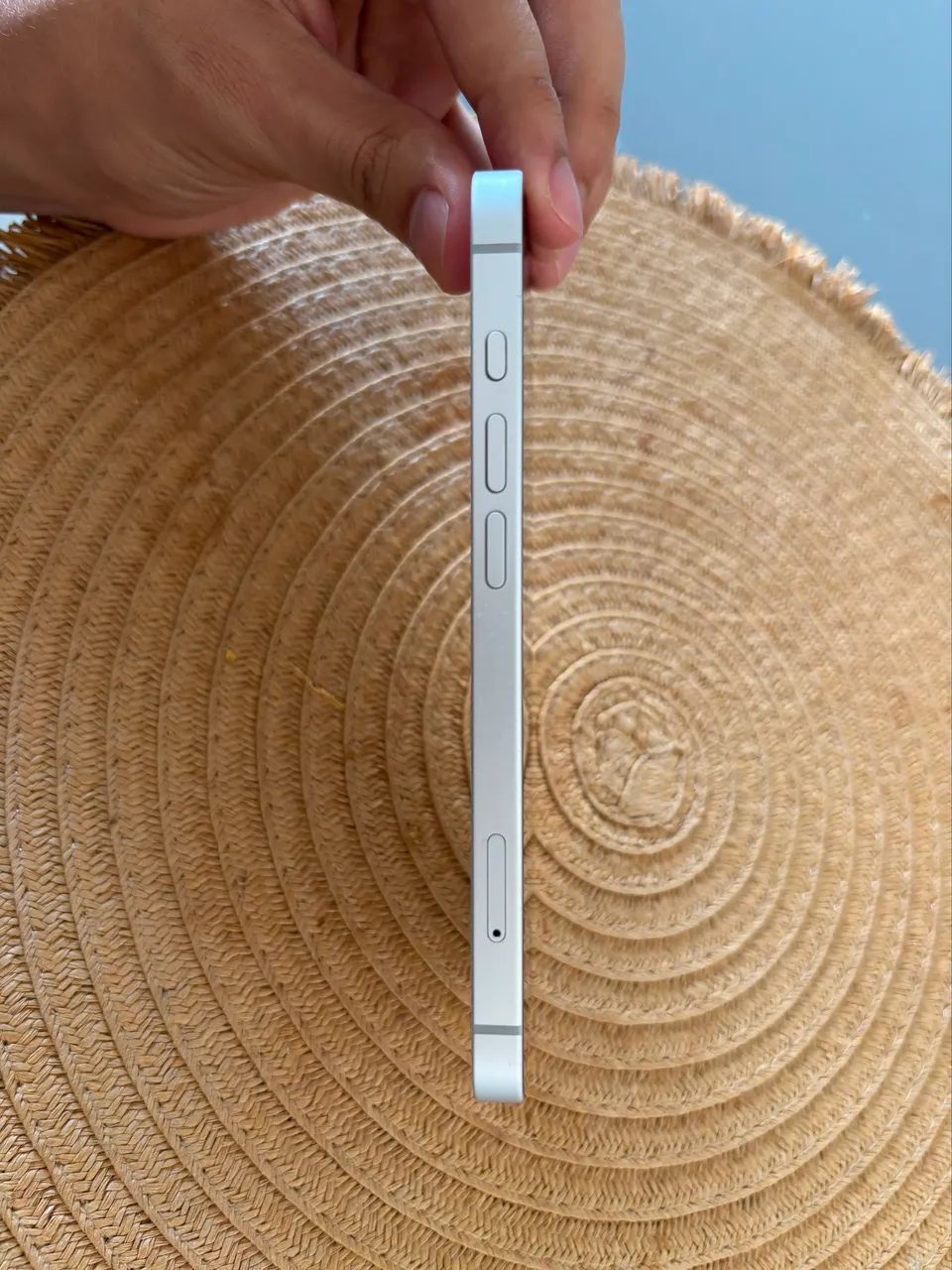 iPhone 16E , caixa aberta sem marcas de uso 