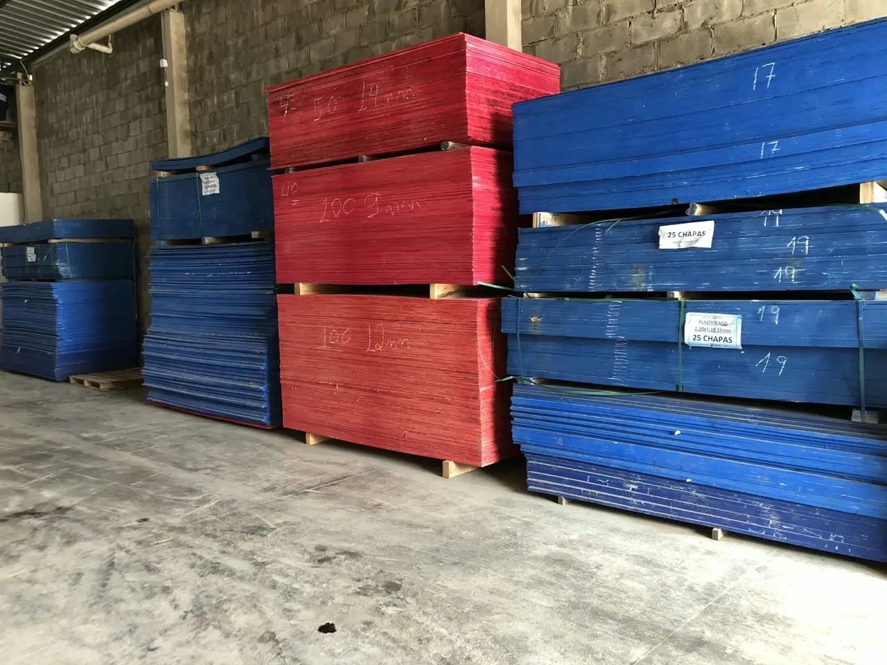 Compensado Plast e Maderite Resinado