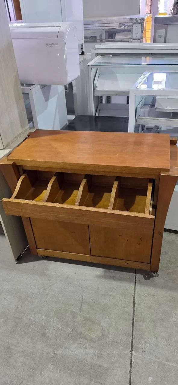Mesa suporte buffet