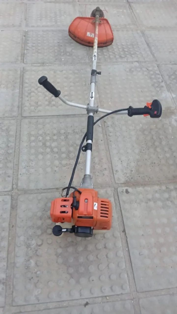 Roçadeira Stihl FS 220 - Foto 6