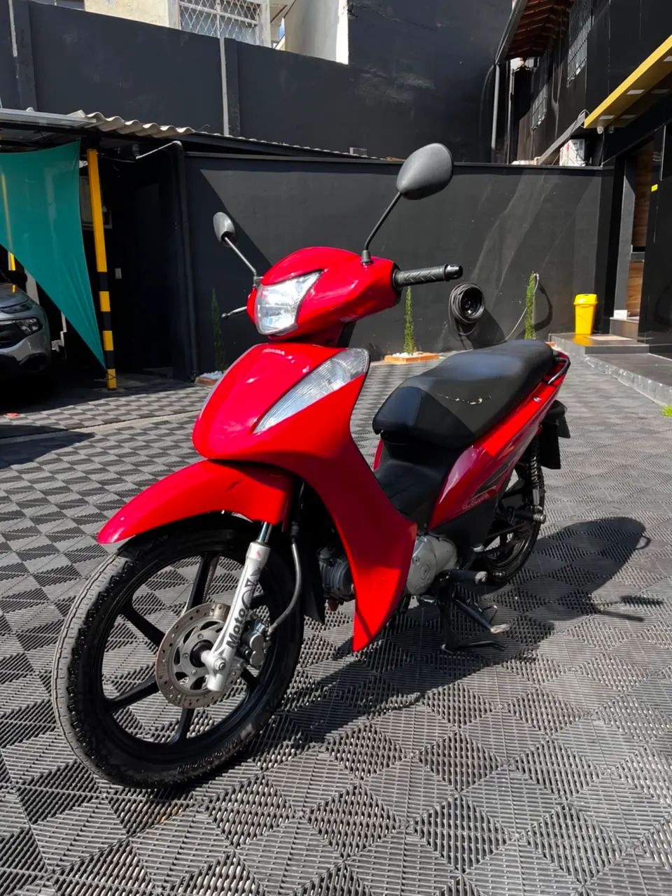 Biz 125 EX  - Foto 4