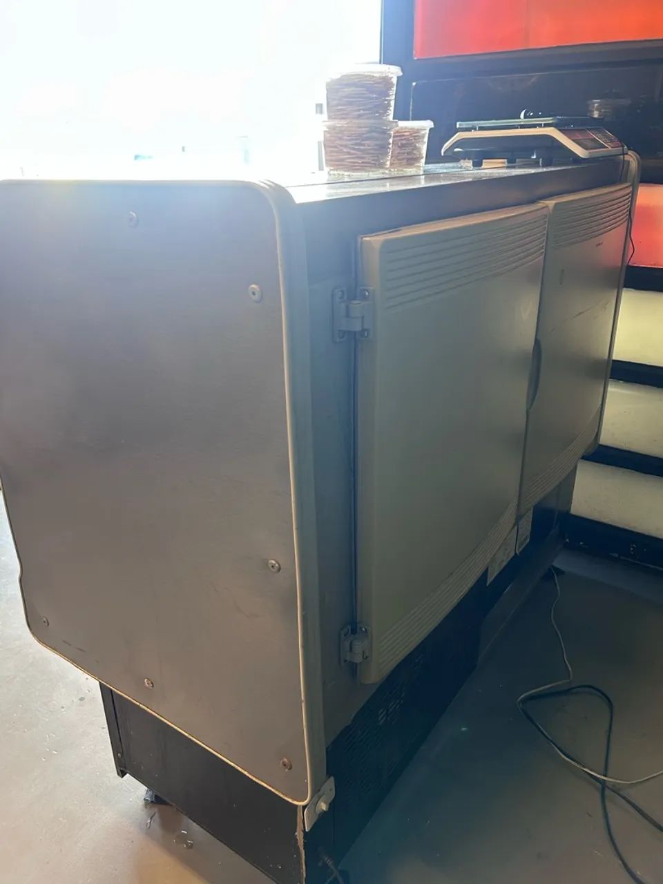 Vendo balcão refrigerado Gelopar  - Foto 3