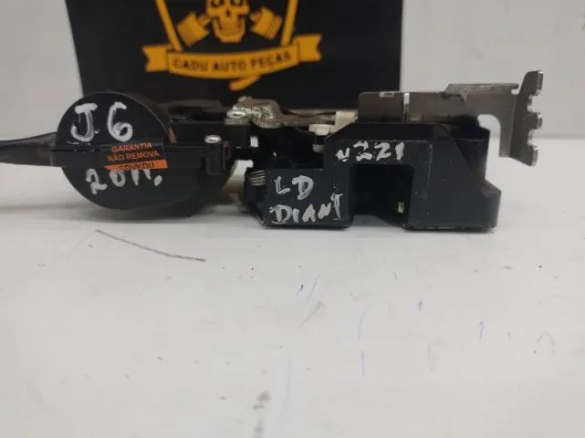 N221 P - Fechadura Dianteira Direita Jac J6 - Peças para carros