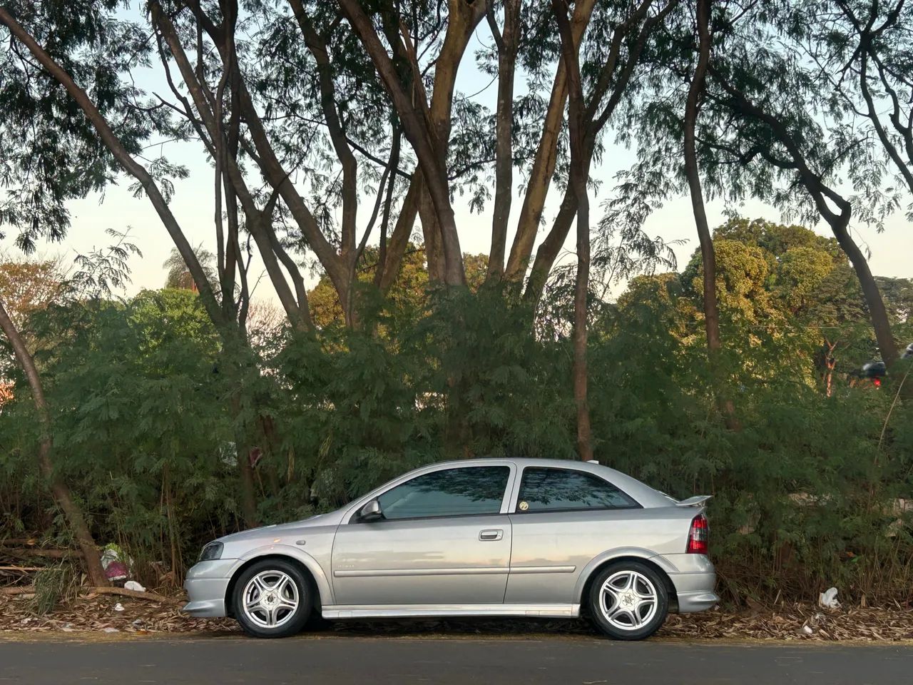 Chevrolet Astra 2.0/ CD/ Sunny/ GLS 2.0 8V 3P 2002