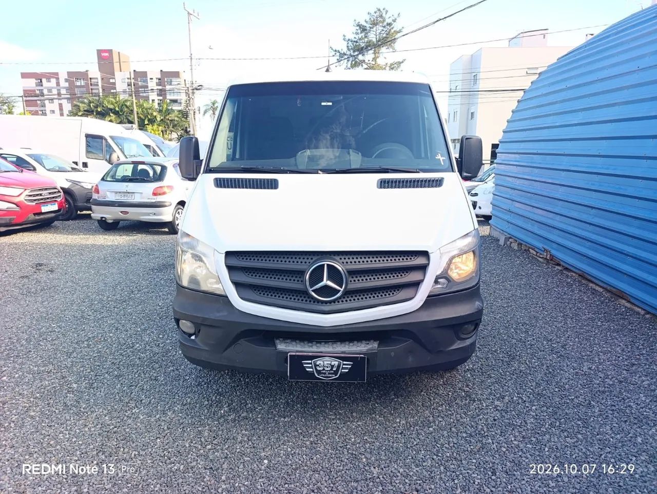 Mercedes-Benz Sprinter Sprinter 415 Furgão Curto T.B. 2.2 Dies. 2019