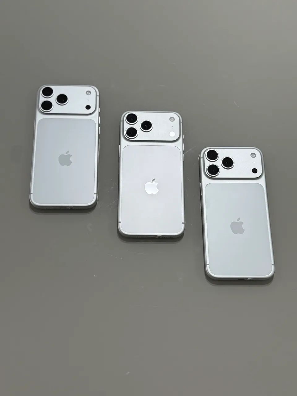 iPhone 17 pro Max 256gb R$7.199