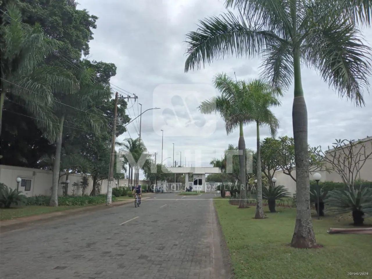 Casa Condominio - THE PALMS COND