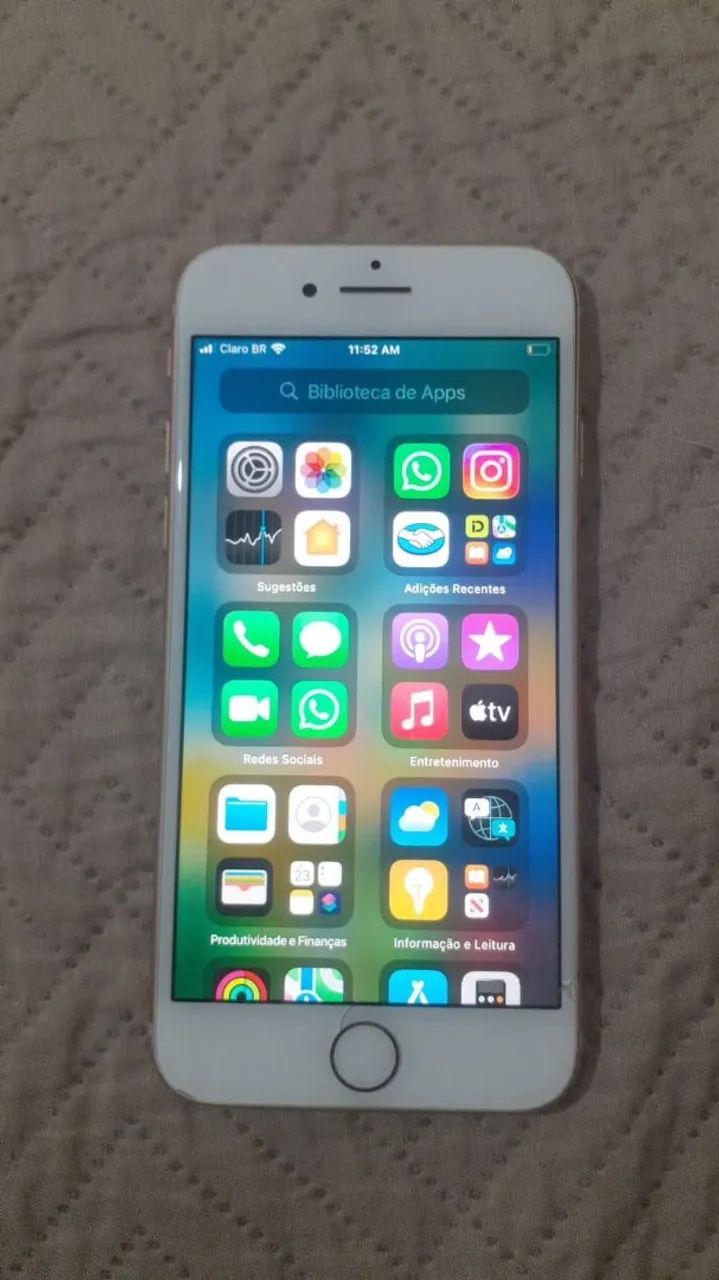 Vendo iPhone 8 pegando perfeitamente não faço entrega  - Foto 2
