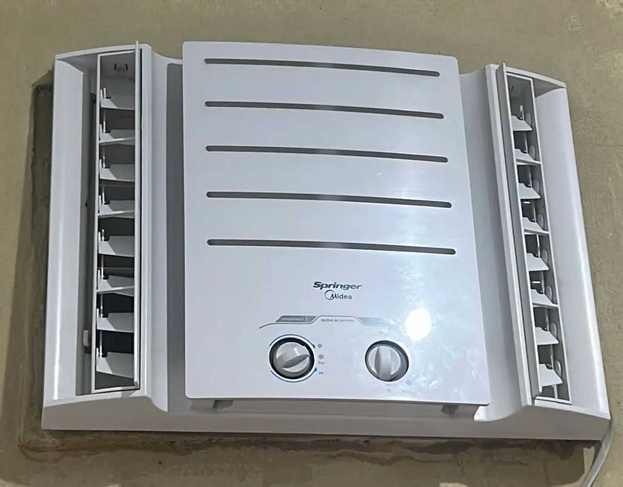 Vendo Ar condicionado, R$900