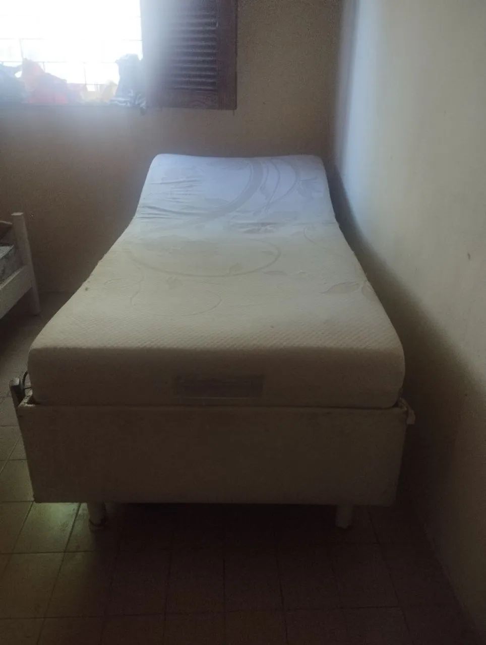 Cama hospitalar 