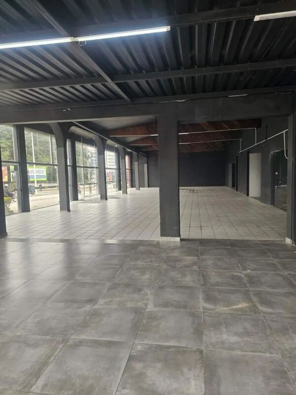 LOJA Premium com 750 m² na Av. Ivo Silveira - Foto 4