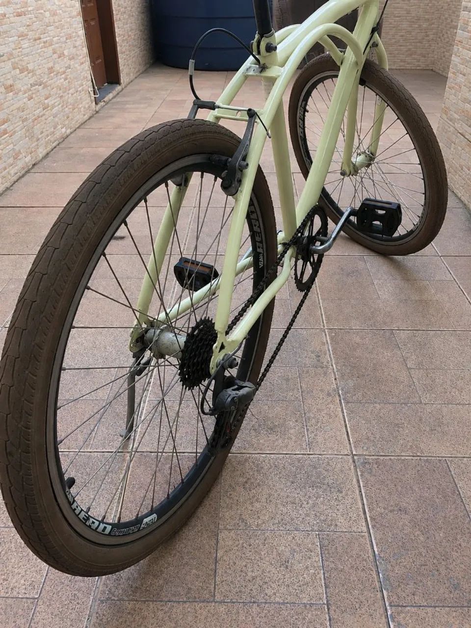 Bicicleta Praiana Aro 26 com Marchas e Cesta - Foto 4