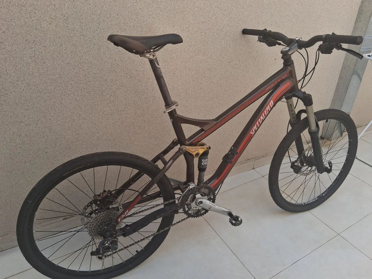 Bicicleta Downhill Specialized